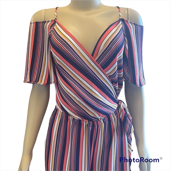 Plus Colder Shoulder Striped Jumpsuit - Picture 3 of 7